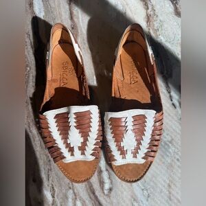 Sbicca Brown and White Sandals